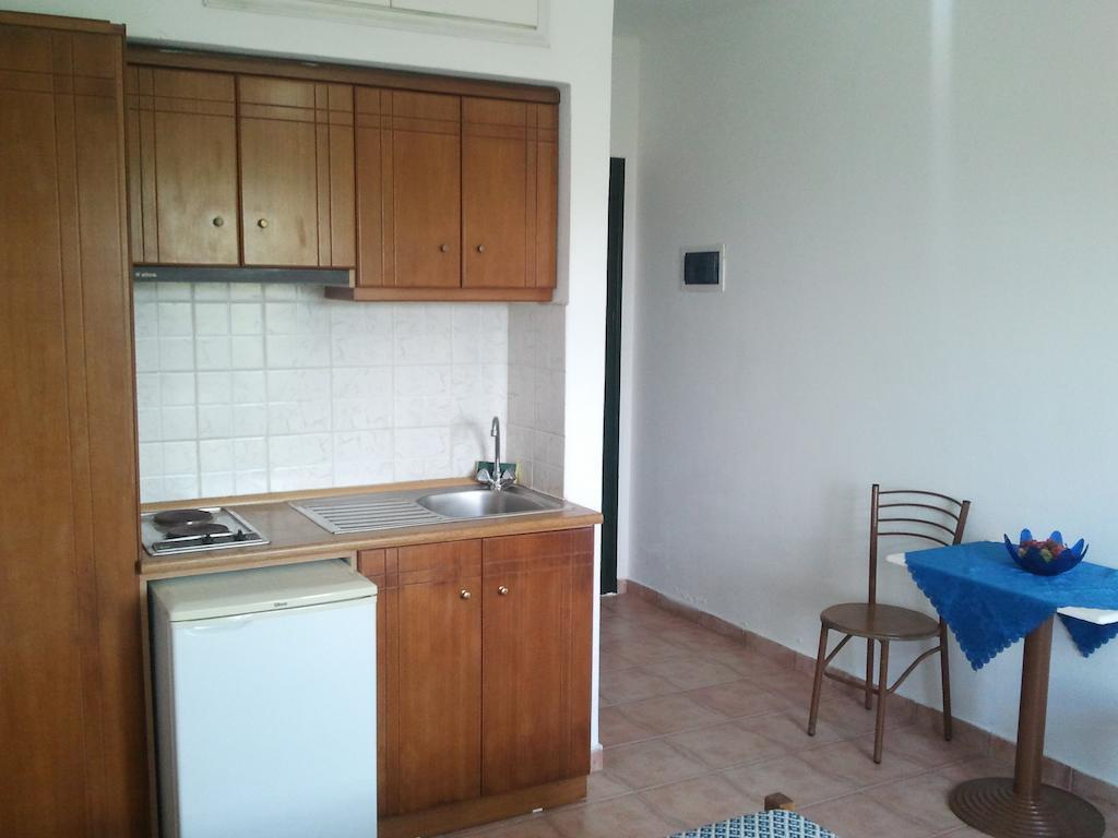 Dionisis Studios Város Oda fotoğraf